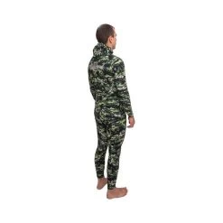 Adreno Invisi-Skin 2 Piece Wetsuit 3mm 18 Adreno Invisi-Skin 2 Piece Wetsuit 3mm -Fishing Supplies Sale BCF 618118 02 green hi res